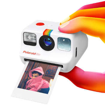 polaroid go with picture